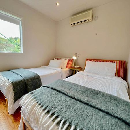 Tawa Cottage - Coast & Country Oneroa ภายนอก รูปภาพ