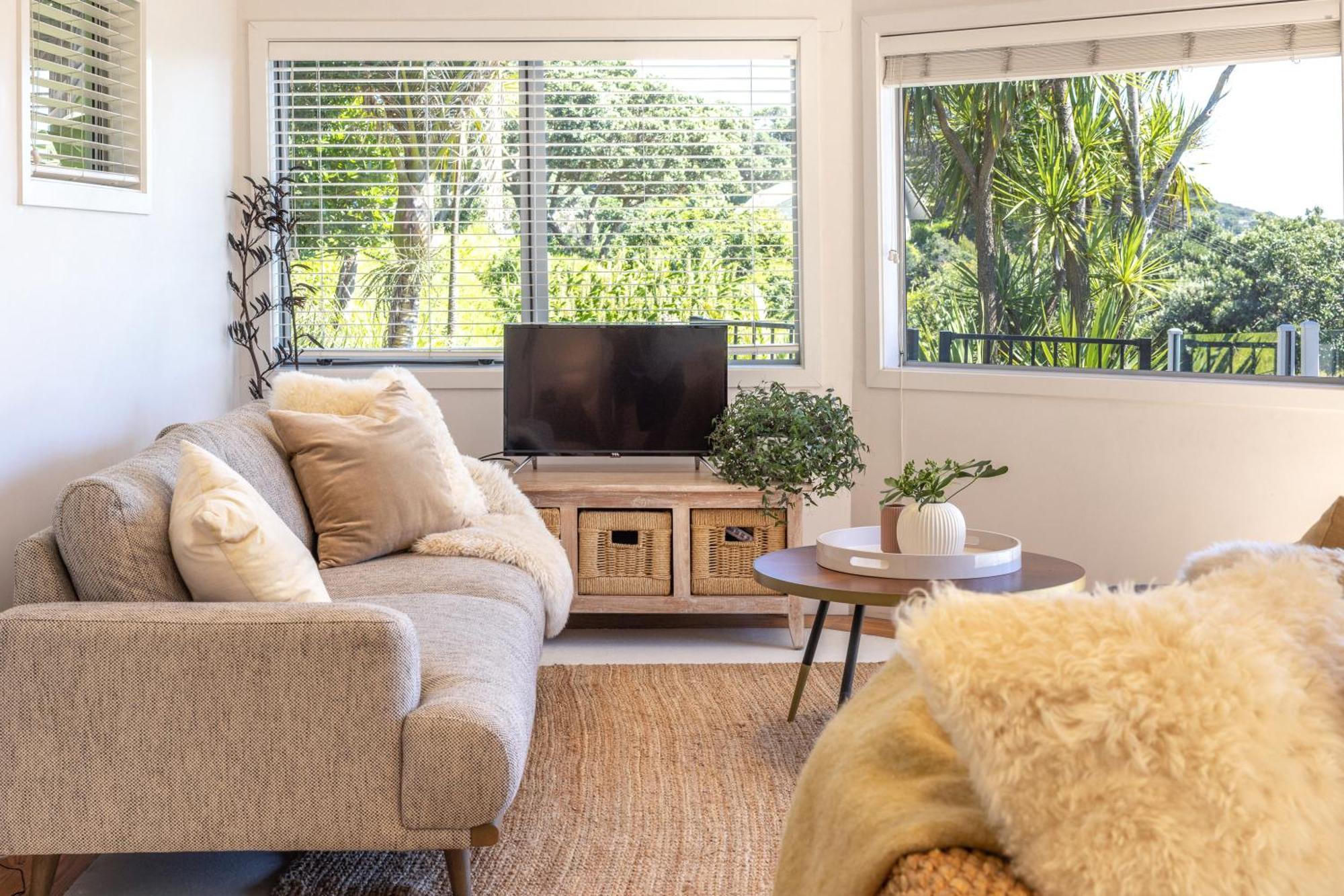 Tawa Cottage - Coast & Country Oneroa ภายนอก รูปภาพ